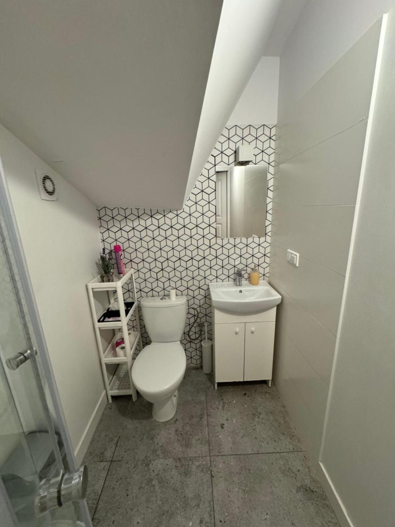 Esa Home Varsovie Extérieur photo