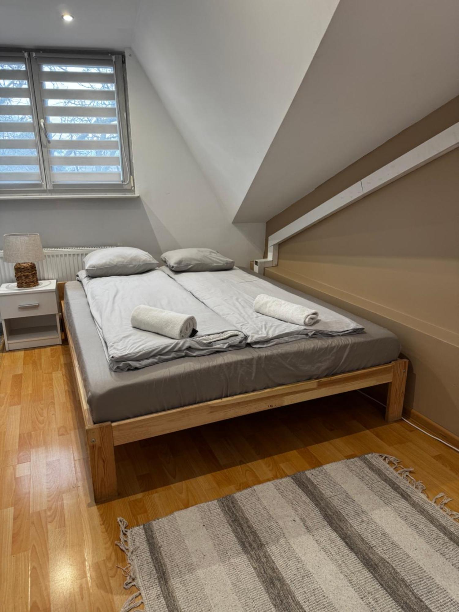 Esa Home Varsovie Extérieur photo