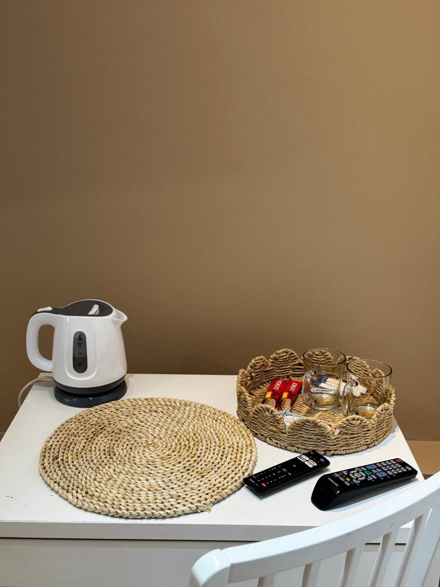 Esa Home Varsovie Extérieur photo